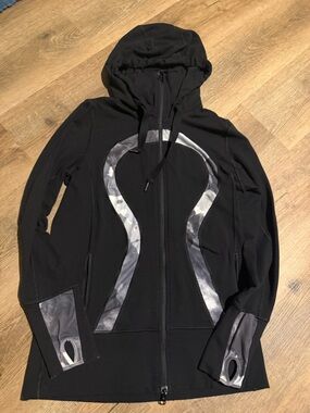 Lululemon Hooded Define Jacket